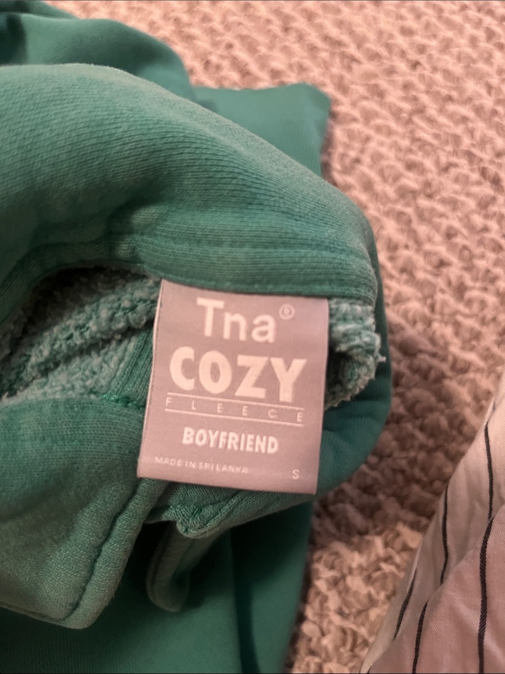 Tna Aritzia Green Pullover Top - Picture 5 of 5
